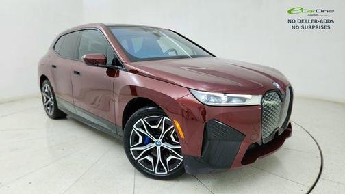 Aventurin Red Metallic 2024 BMW iX xDrive50