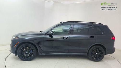 Black Sapphire Metallic 2024 BMW X7 xDrive40i