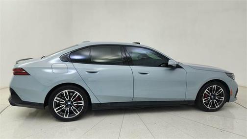 2025 BMW 530 i xDrive