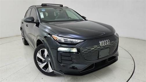 2025 Audi Q6 e-tron Premium Plus quattro