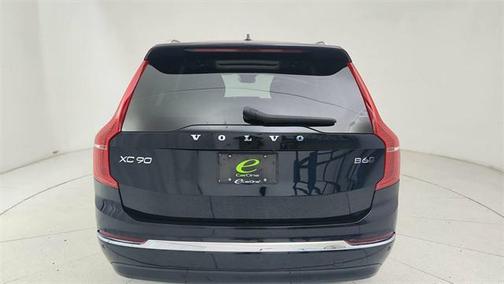 2024 Volvo XC90 B6 Plus Bright Theme 7-Seater
