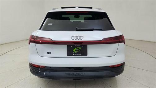 2024 Audi Q8 e-tron Premium Plus