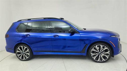 2024 BMW X7 M60i