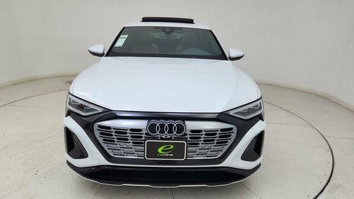 2024 Audi Q8 e-tron Premium Plus