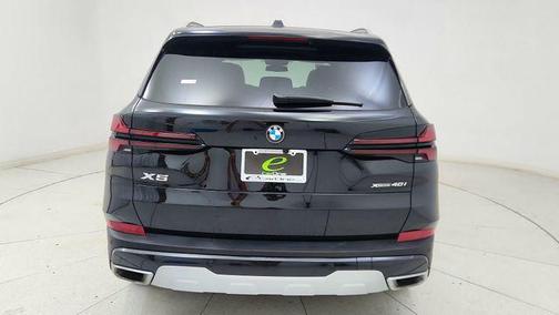 Black Sapphire Metallic 2026 BMW X5 xDrive40i