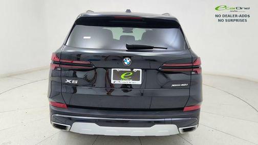 Black Sapphire Metallic 2026 BMW X5 xDrive40i