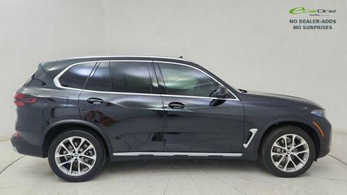 Black Sapphire Metallic 2026 BMW X5 xDrive40i