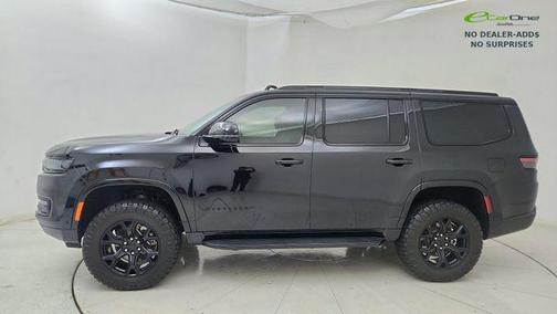 Diamond Black Crystal Pearlcoat 2023 Jeep Wagoneer Series II Carbide 4x4