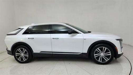 2024 Cadillac LYRIQ Luxury w/1SC