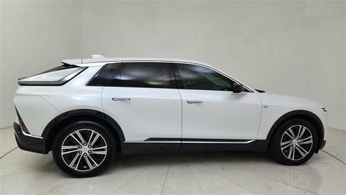 2024 Cadillac LYRIQ Luxury w/1SC