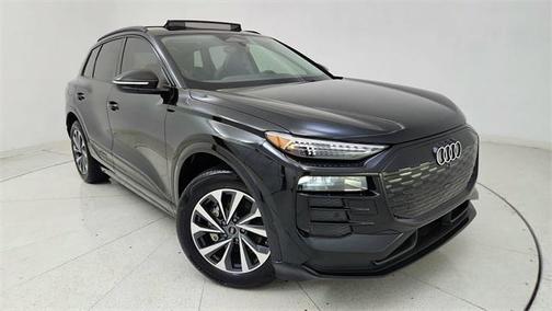 2025 Audi Q6 e-tron Premium Plus quattro