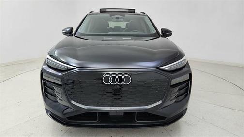 2025 Audi Q6 e-tron Premium Plus quattro