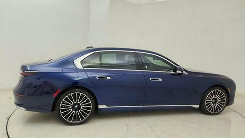 Blue 2025 BMW i7 eDrive50