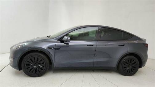 2024 Tesla Model Y Long Range Dual Motor All-Wheel Drive