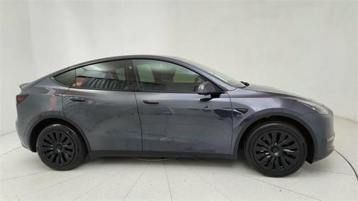 2024 Tesla Model Y Long Range Dual Motor All-Wheel Drive