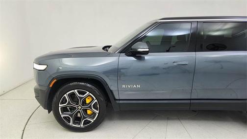 2023 Rivian R1S Adventure