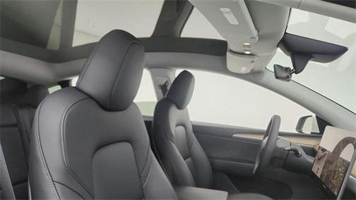 2025 Tesla Model Y Long Range Dual Motor Rear-Wheel Drive