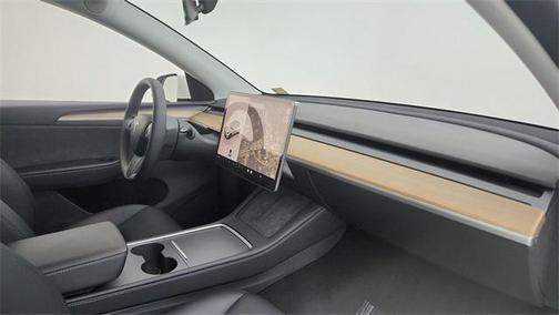 2025 Tesla Model Y Long Range Dual Motor Rear-Wheel Drive