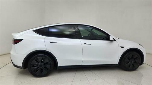 2025 Tesla Model Y Long Range Dual Motor Rear-Wheel Drive