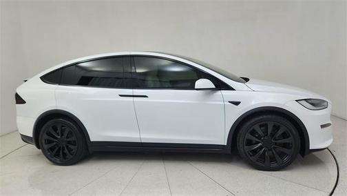 2023 Tesla Model X Standard Range
