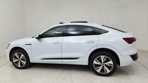 2024 Audi Q8 e-tron Premium Plus