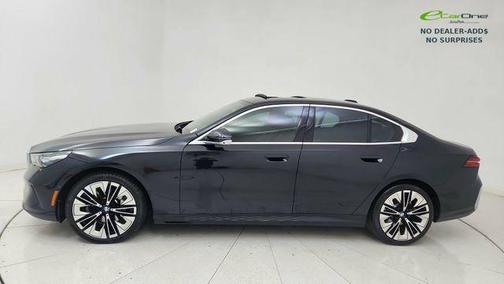 Black Sapphire Metallic 2026 BMW 530 530i