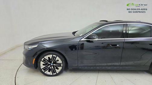 Black Sapphire Metallic 2026 BMW 530 530i