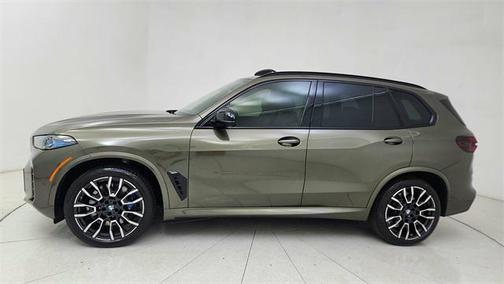 2025 BMW X5 M60i