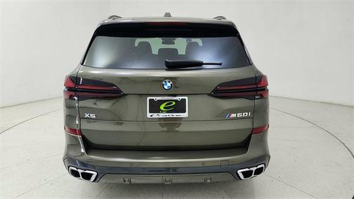 2025 BMW X5 M60i