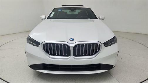 2024 BMW 530 i