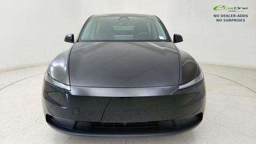 Diamond Black 2026 Tesla Model Y Rear-Wheel Drive