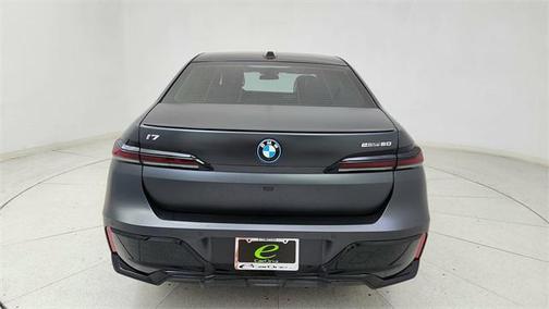 2025 BMW i7 eDrive50
