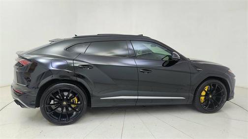 2019 Lamborghini Urus Base