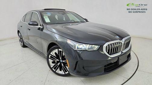 Black Sapphire Metallic 2024 BMW 530 i