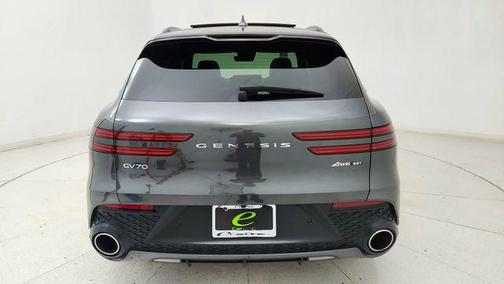 Makalu Gray 2024 Genesis GV70 3.5T AWD Sport