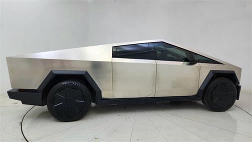 2024 Tesla Cybertruck Cyberbeast