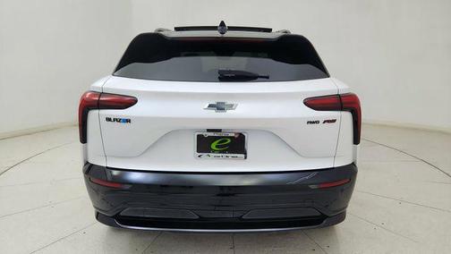 Iridescent Pearl Tricoat 2025 Chevrolet Blazer EV AWD RS