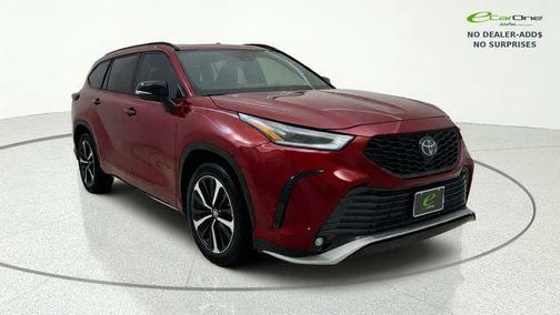 Ruby Flare Pearl 2022 Toyota Highlander XSE