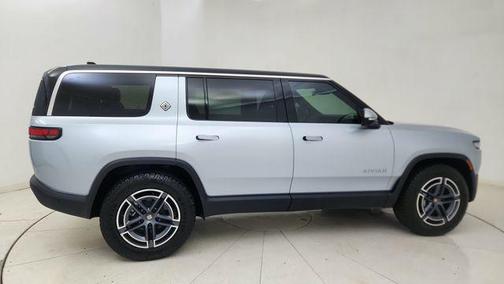 El Cap Granite 2026 Rivian R1S Dual Motor Standard Pack