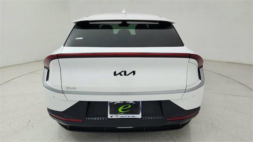 2022 Kia EV6 Light