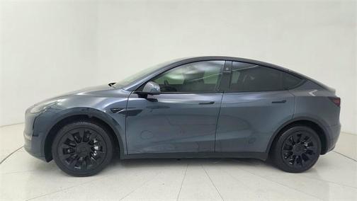 2024 Tesla Model Y Long Range Dual Motor All-Wheel Drive