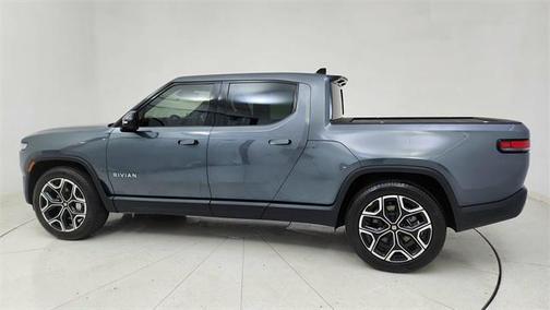 2025 Rivian R1T Adventure