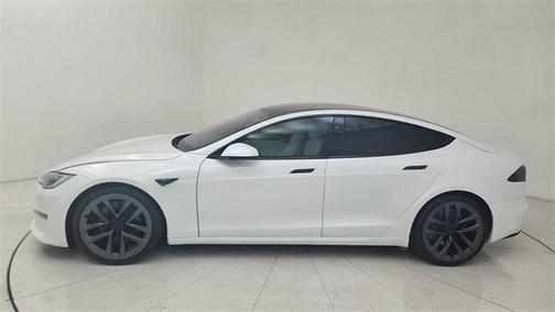 2022 Tesla Model S Base