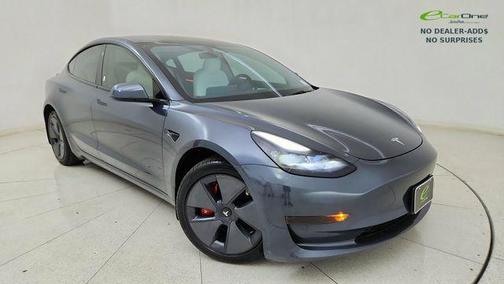 Gray 2023 Tesla Model 3 Standard Range