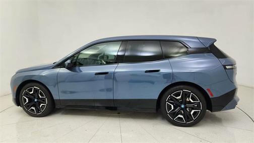 2023 BMW iX M60