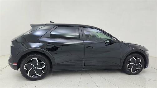 2024 Hyundai IONIQ 5 SE