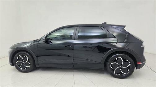 2024 Hyundai IONIQ 5 SE