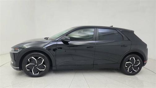 2024 Hyundai IONIQ 5 SE