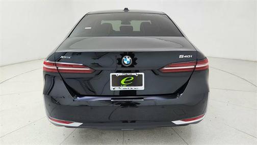 2025 BMW 540 i xDrive