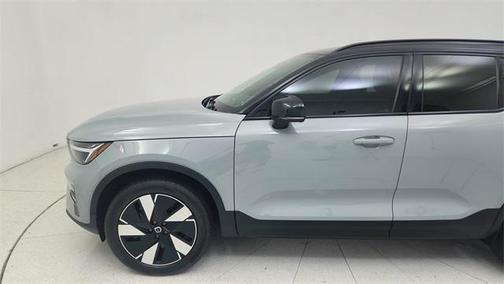 2024 Volvo XC40 Recharge Pure Electric Core